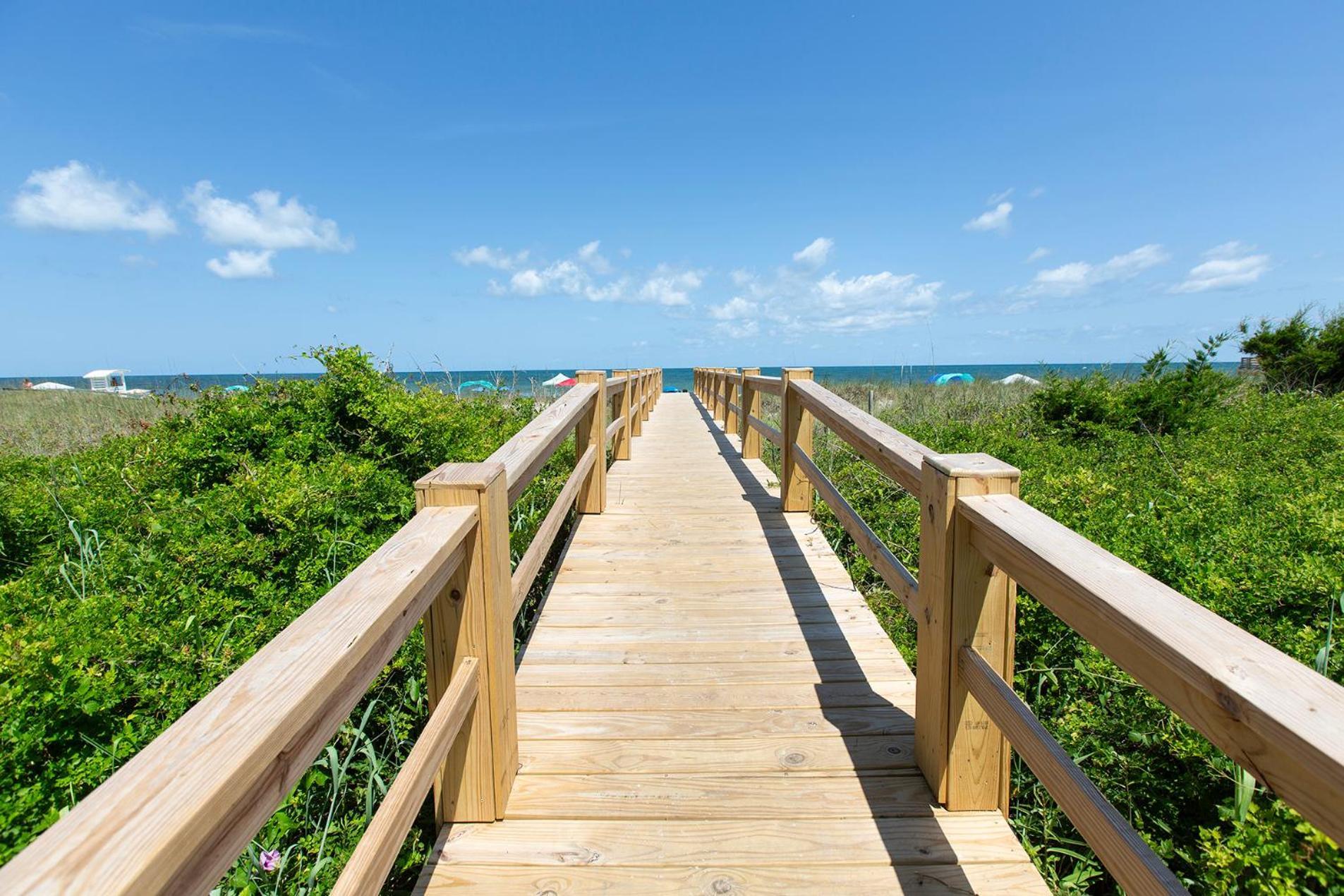 Golden Sands Oceanfront Hotel Carolina Beach Εξωτερικό φωτογραφία